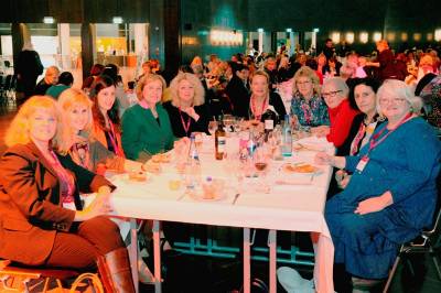 Helga Gund, Heike Kornmeyer, Vera Huber, Maria Bmer MdB, Priska Seiler, Birgit Veith, Ingrid Balke, Christian Novak, Veronika Netzhammer, Karin Schmeh