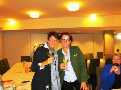 Dr. Inge Grle, neue Landesvorsitzende, Anette Widmann-Mauz, bisherige Landesvorsitzende